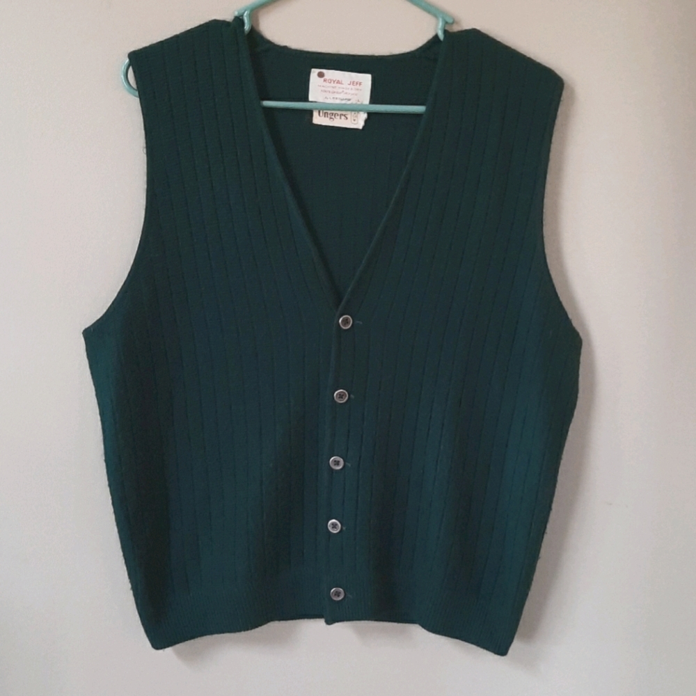 Vintage men's sweater vest